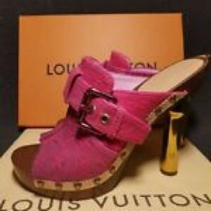 Louis Vuitton shoes great  condition.